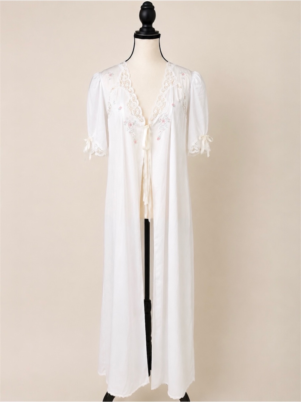 Vintage Barbizon White Lace Trim Robe Pink Floral Embroidery Long Bridal Small